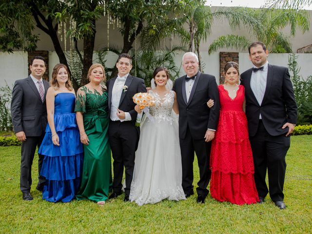La boda de Armando y Fátima en Monterrey, Nuevo León 40