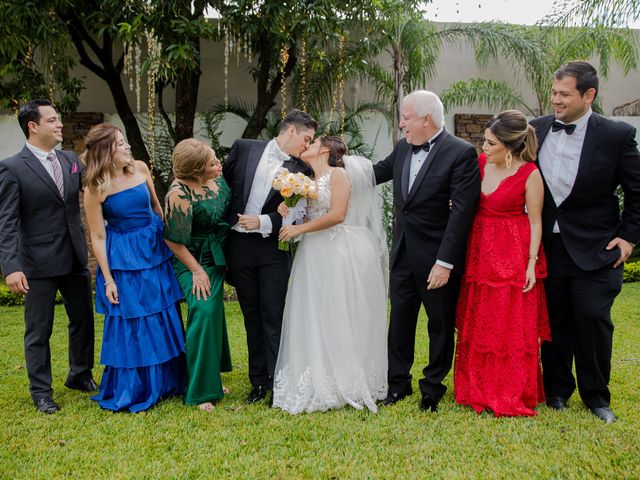La boda de Armando y Fátima en Monterrey, Nuevo León 41
