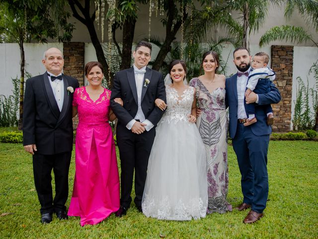 La boda de Armando y Fátima en Monterrey, Nuevo León 45