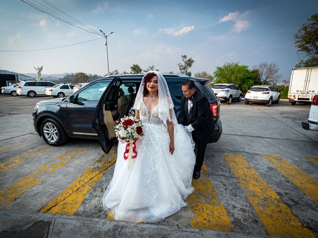 La boda de Ezequiel y Valeria en Naucalpan, Estado México 4