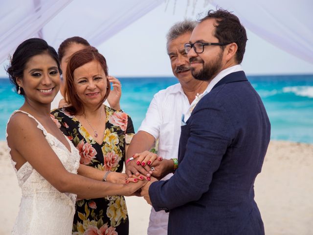 La boda de Arturo y Claudia en Cancún, Quintana Roo 80
