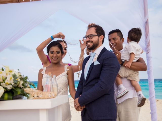 La boda de Arturo y Claudia en Cancún, Quintana Roo 85