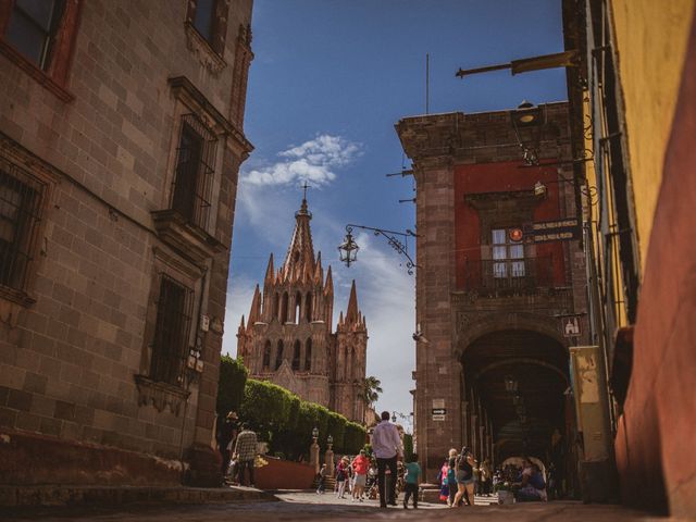 La boda de Víctor y Maggie en San Miguel de Allende, Guanajuato 32