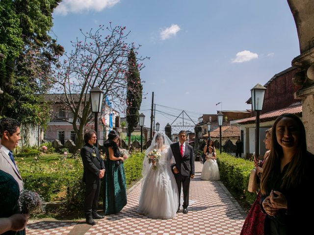 La boda de Gerardo y Itzia en Uruapan, Michoacán 46