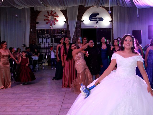 La boda de Armando y Verenice en Durango, Durango 2