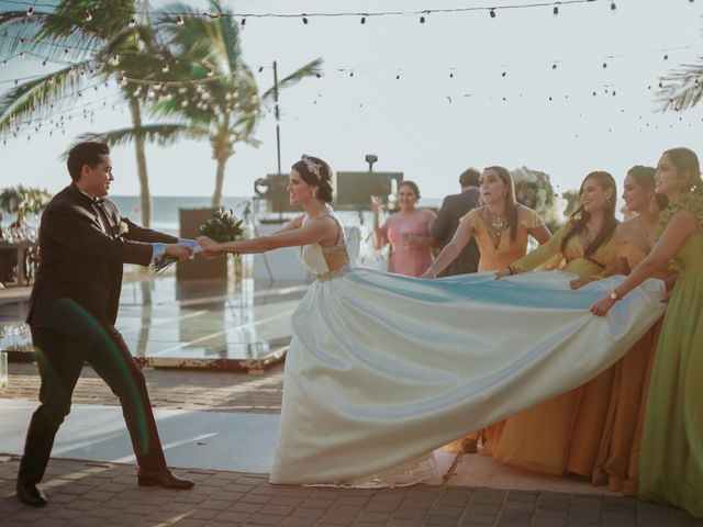 La boda de José David y Eimy en Mazatlán, Sinaloa 31