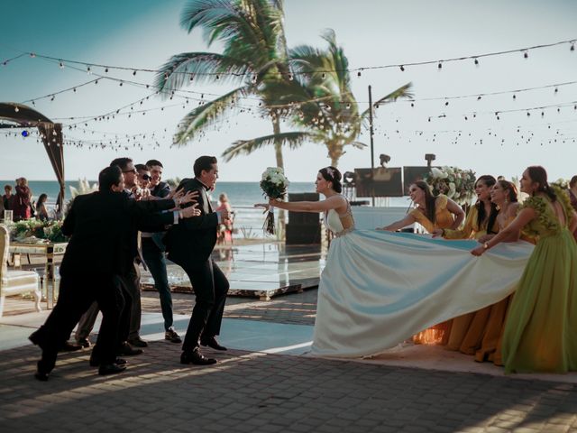 La boda de José David y Eimy en Mazatlán, Sinaloa 32