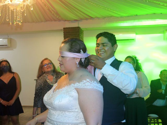 La boda de Santiago y Samantha en Coatzacoalcos, Veracruz 13