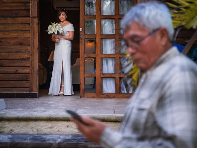 La boda de Fernando y Carmen en Playa del Carmen, Quintana Roo 30