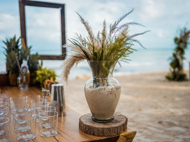 La boda de Fernando y Carmen en Playa del Carmen, Quintana Roo 36