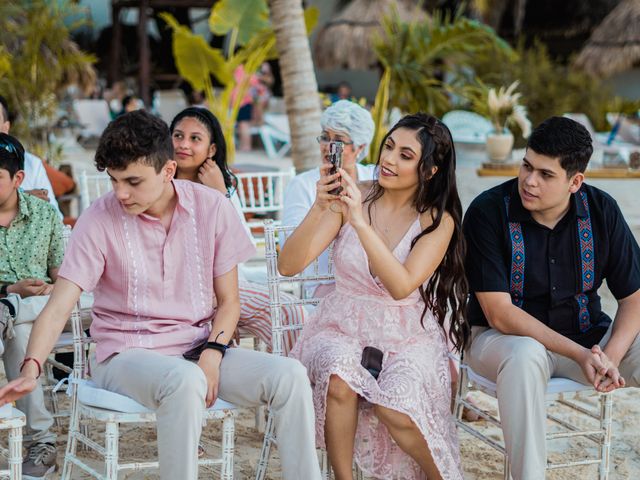 La boda de Fernando y Carmen en Playa del Carmen, Quintana Roo 43