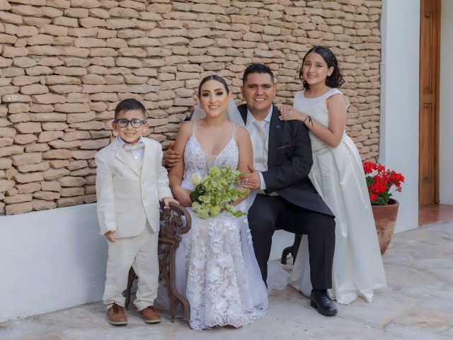 La boda de Iván y Irma en Lagos de Moreno, Jalisco 24