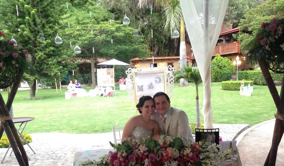 La boda de Martín  y Gloria en Tlayacapan, Morelos