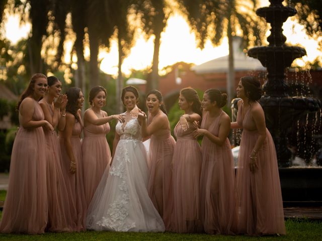 La boda de Javier y Paulina en Cancún, Quintana Roo 13