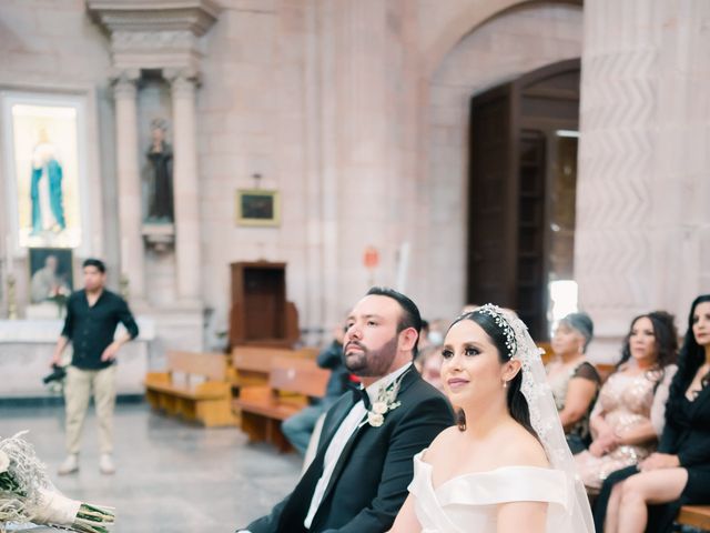 La boda de Gilchrist y Zaira en Guadalupe, Zacatecas 16