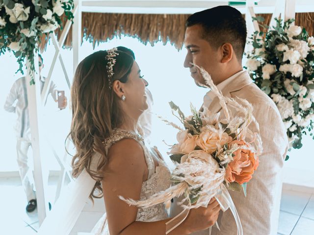 La boda de Carlos y Yeni en Cancún, Quintana Roo 3