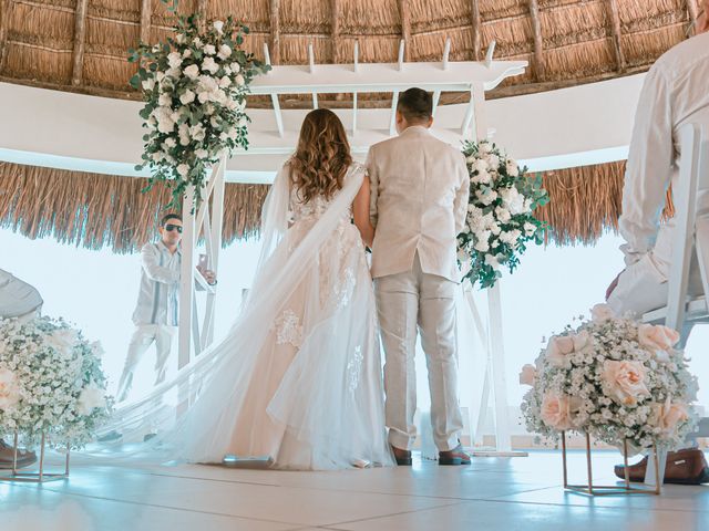 La boda de Carlos y Yeni en Cancún, Quintana Roo 4