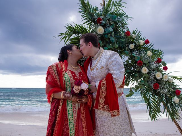 La boda de Adam y Amy en Playa del Carmen, Quintana Roo 43