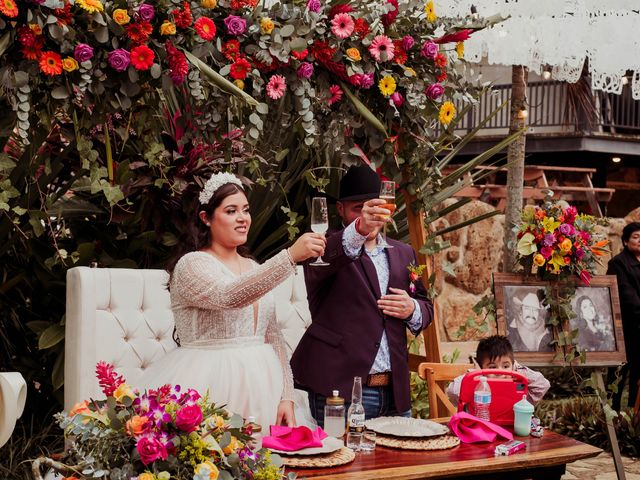 La boda de Juan y Ingrid en Tamasopo, San Luis Potosí 30