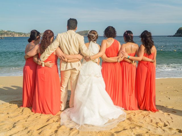 La boda de José Carlos y Nadia en Huatulco, Oaxaca 40