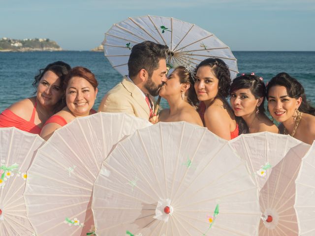 La boda de José Carlos y Nadia en Huatulco, Oaxaca 43