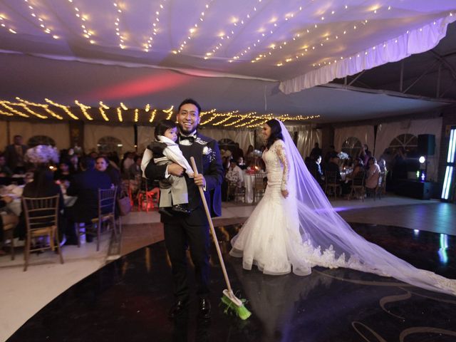 La boda de Luis Ángel y Karina  en Silao, Guanajuato 98