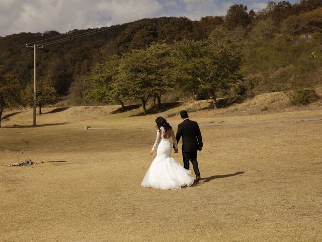 La boda de Luis Ángel y Karina  en Silao, Guanajuato 203