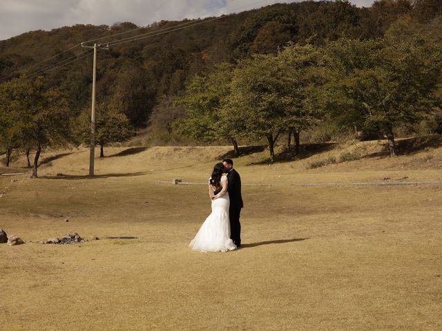 La boda de Luis Ángel y Karina  en Silao, Guanajuato 204