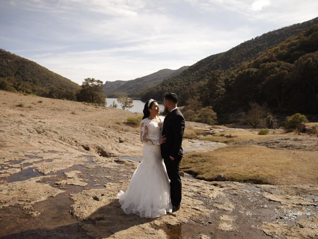 La boda de Luis Ángel y Karina  en Silao, Guanajuato 206