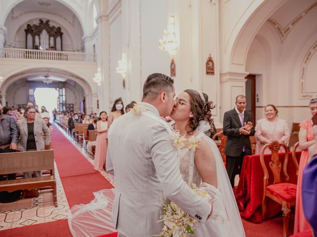 La boda de Erik y Marce en Salvatierra, Guanajuato 15