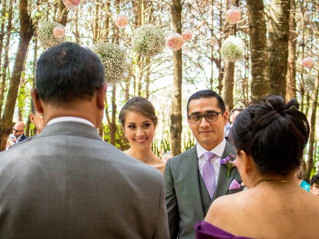 La boda de Arturo y Claudia en Valle de Bravo, Estado México 30