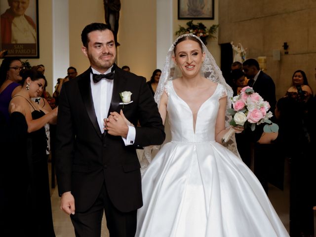 La boda de Erick y Brenda  en Aguascalientes, Aguascalientes 1