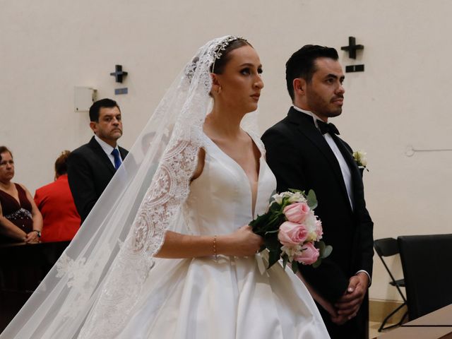 La boda de Erick y Brenda  en Aguascalientes, Aguascalientes 13