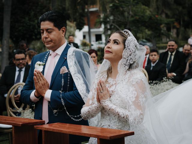 La boda de Héctor  y Indira  en Atlixco, Puebla 19