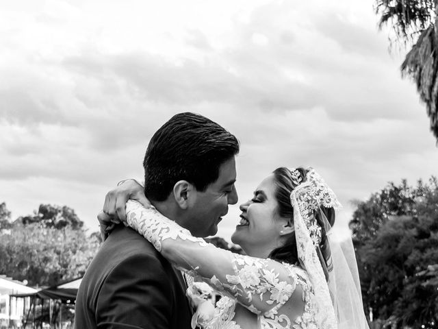 La boda de Héctor  y Indira  en Atlixco, Puebla 32