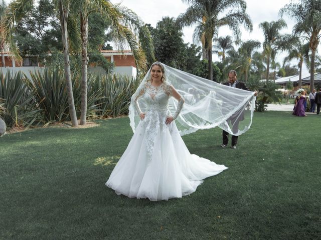 La boda de Héctor  y Indira  en Atlixco, Puebla 39