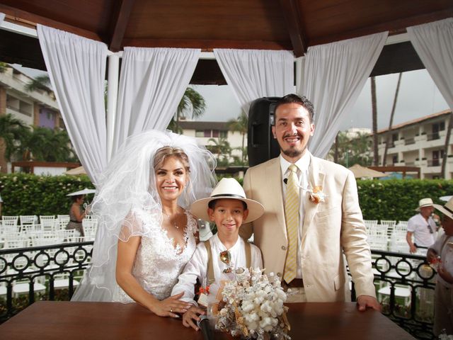 La boda de Eduardo y Norma en Puerto Vallarta, Jalisco 19