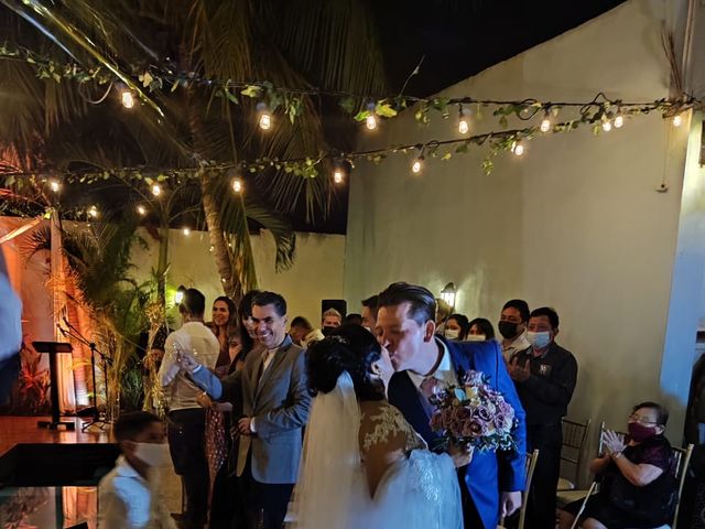 La boda de Victor  y Sandy  en Mérida, Yucatán 16