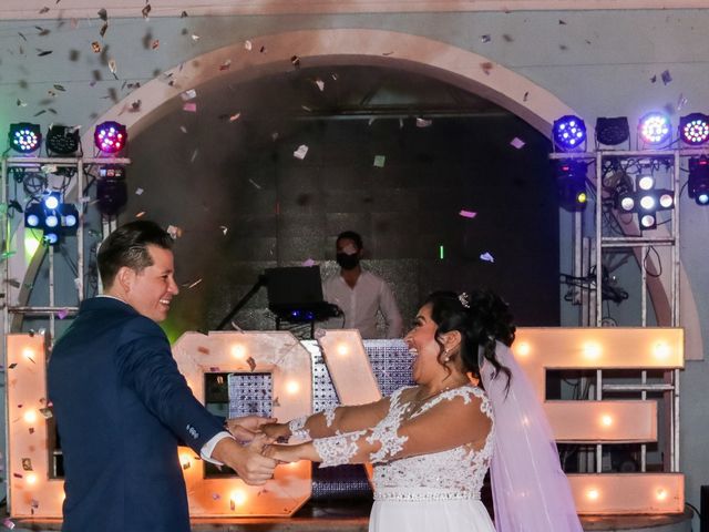 La boda de Victor  y Sandy  en Mérida, Yucatán 17