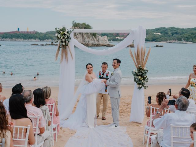 La boda de Erandi y Jorge en Huatulco, Oaxaca 43