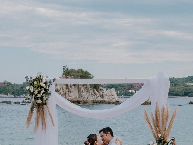 La boda de Erandi y Jorge en Huatulco, Oaxaca 53