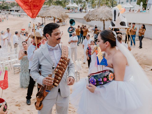 La boda de Erandi y Jorge en Huatulco, Oaxaca 58