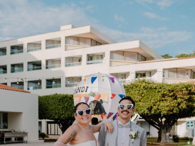 La boda de Erandi y Jorge en Huatulco, Oaxaca 73