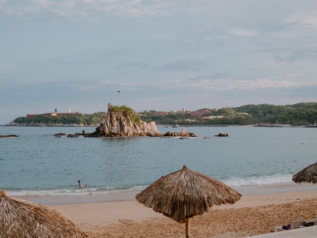 La boda de Erandi y Jorge en Huatulco, Oaxaca 74