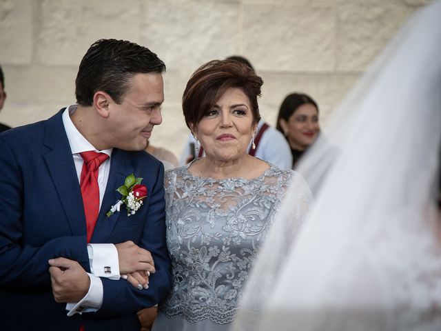 La boda de Juan Manuel y Viridiana en Metepec, Estado México 4