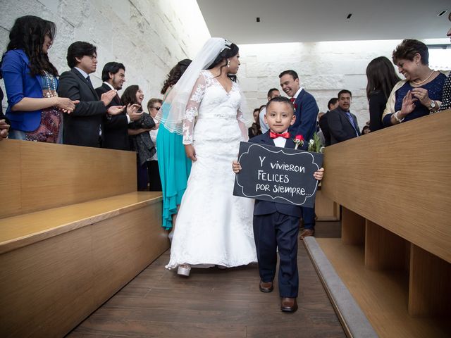 La boda de Juan Manuel y Viridiana en Metepec, Estado México 10
