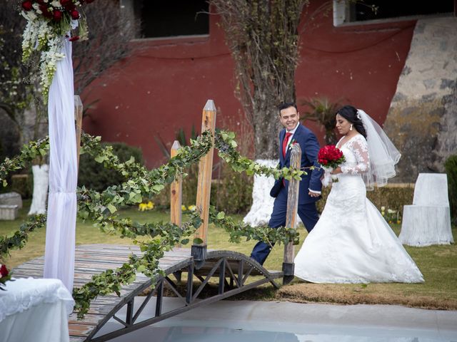 La boda de Juan Manuel y Viridiana en Metepec, Estado México 11