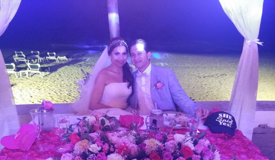 La boda de José y Gloria en Bahía de Banderas, Nayarit