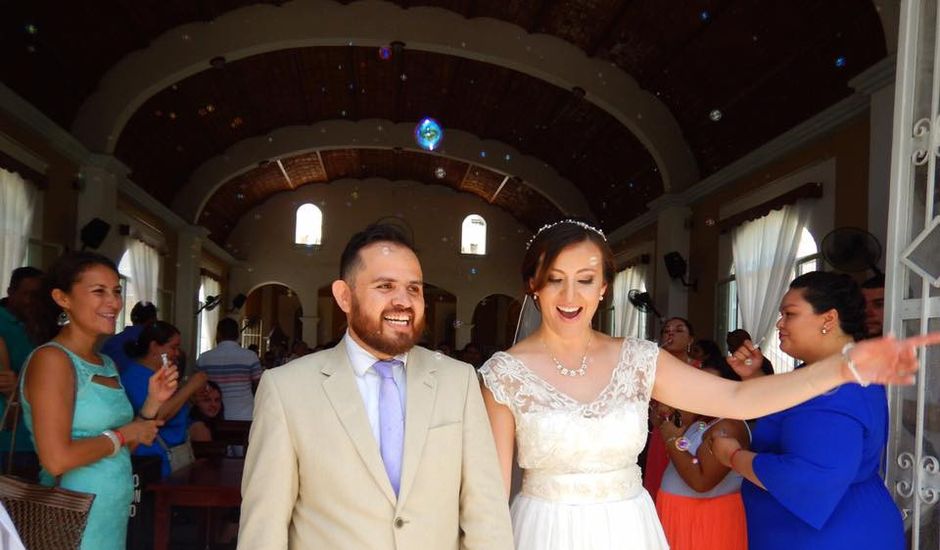 La boda de Hector Ivan Celestin Garcia y Guadalupe Reyes Quiñones en Nuevo Vallarta, Nayarit