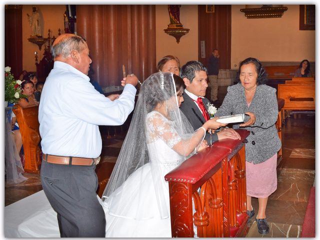 La boda de Julio  y Helena en Xalapa, Veracruz 17